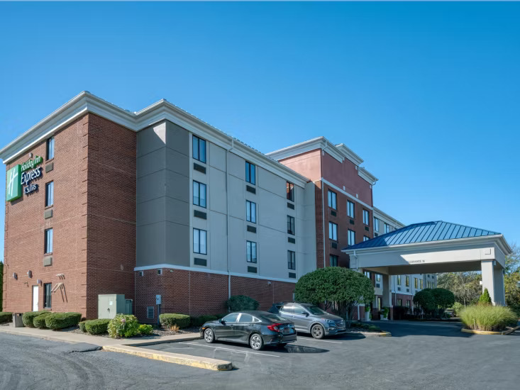 Holiday Inn Express Columbus Airport
